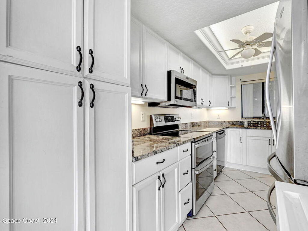 800 S Brevard Avenue, Cocoa Beach, FL 32931