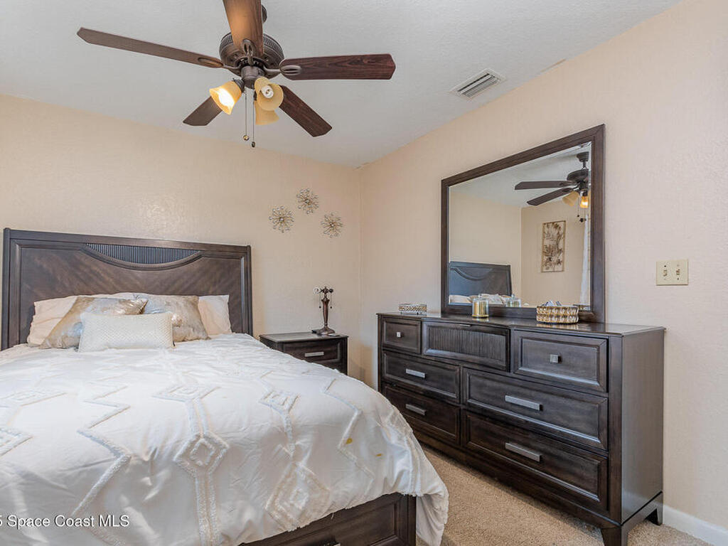 2013 Glendale Boulevard, Mims, FL 32754