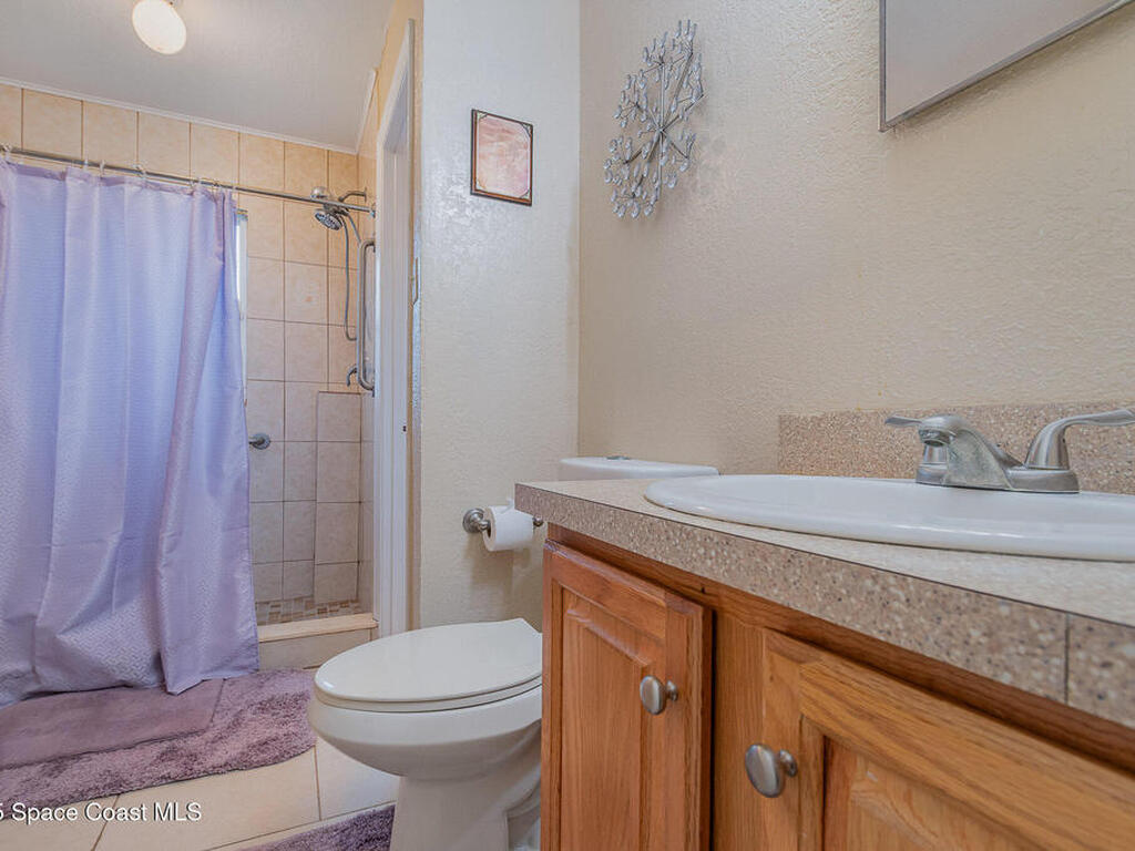 2013 Glendale Boulevard, Mims, FL 32754