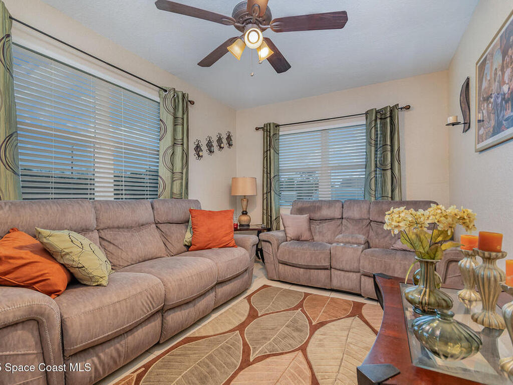 2013 Glendale Boulevard, Mims, FL 32754