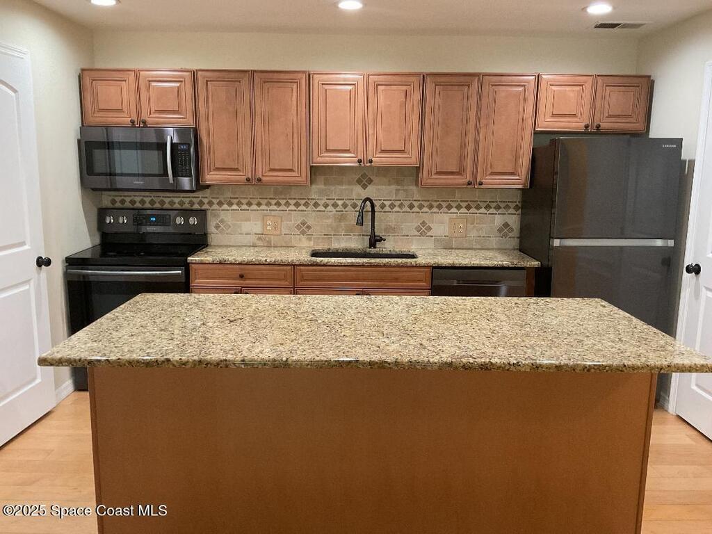 225 S Tropical Trail, Merritt Island, FL 32952