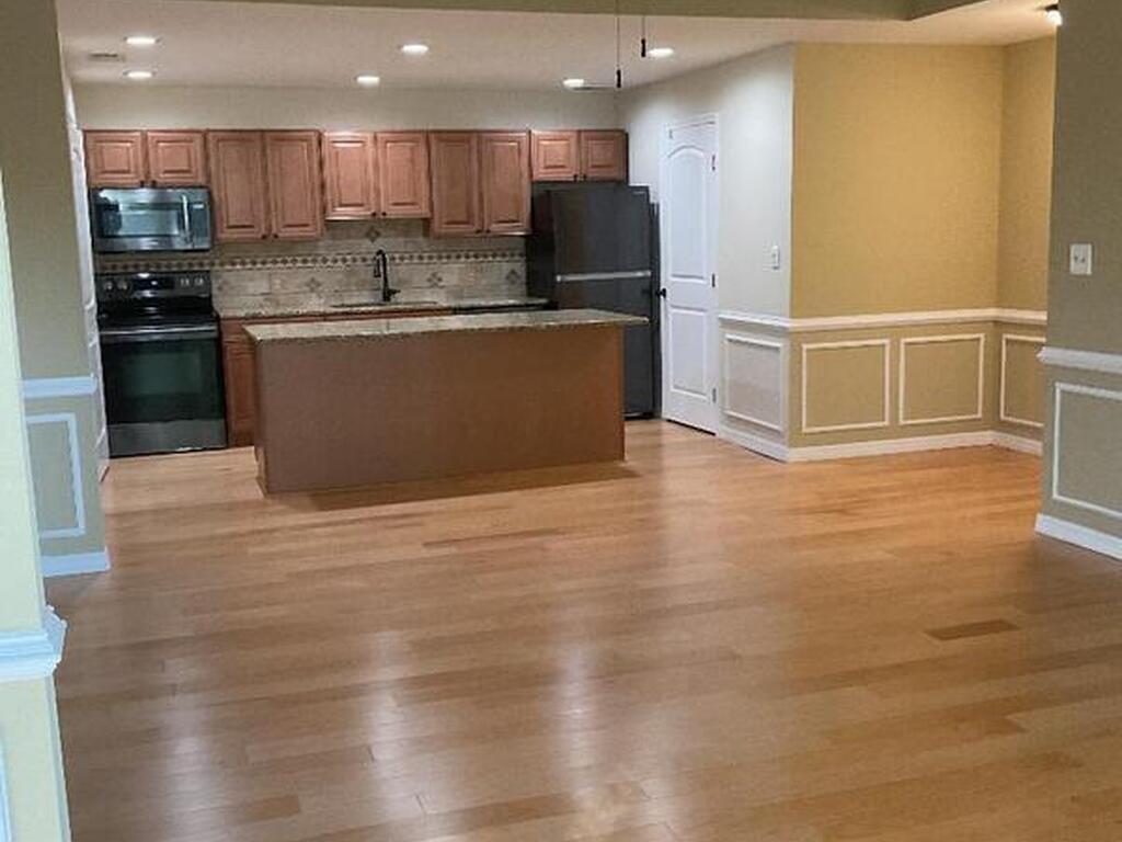 225 S Tropical Trail, Merritt Island, FL 32952