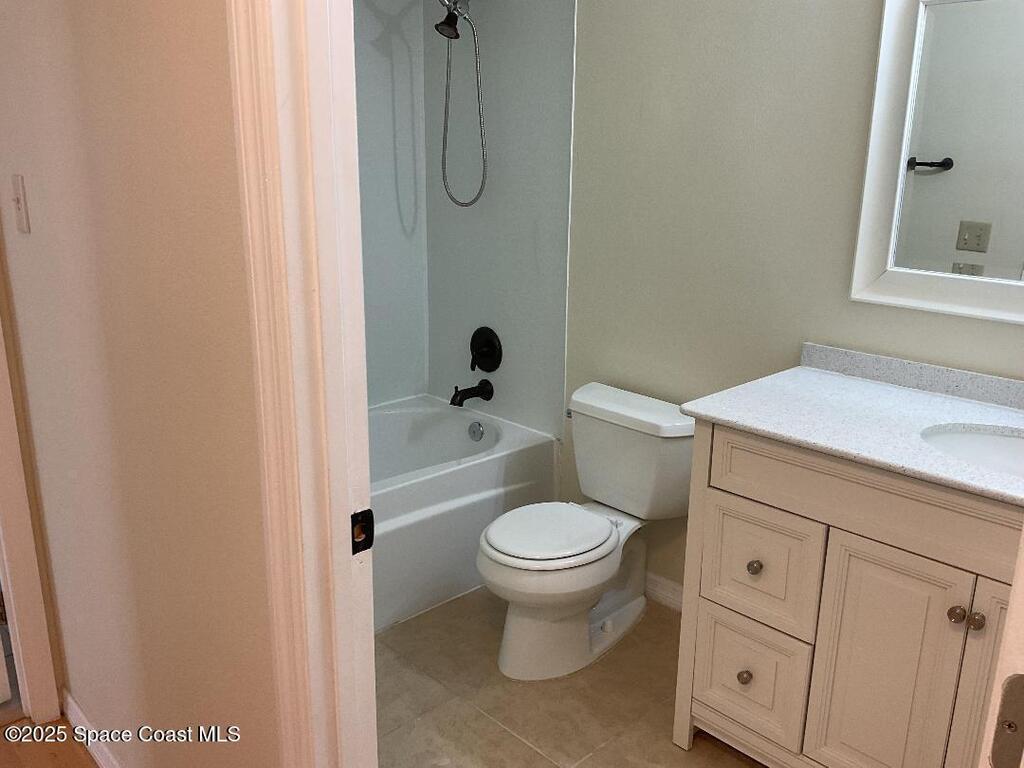 225 S Tropical Trail, Merritt Island, FL 32952