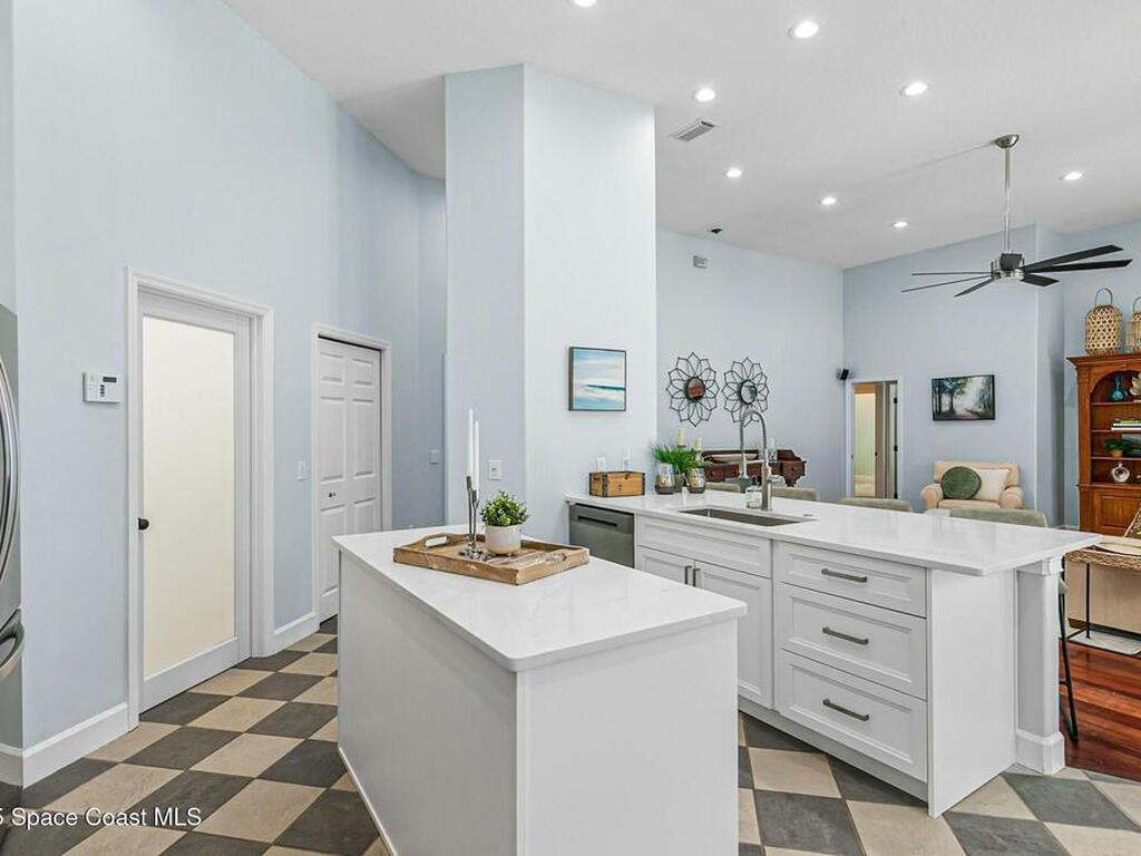 229 E Melbourne Avenue, Melbourne, FL 32901