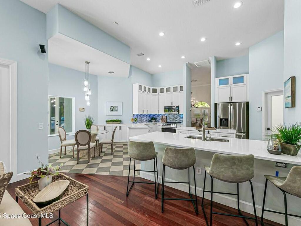 229 E Melbourne Avenue, Melbourne, FL 32901