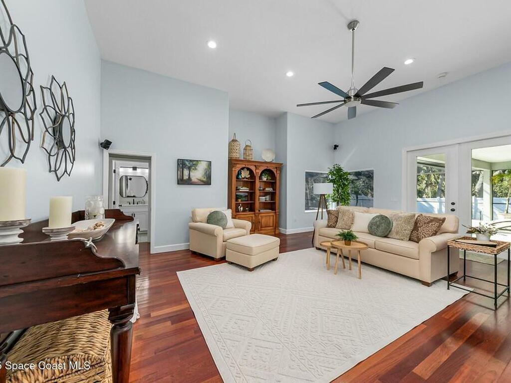 229 E Melbourne Avenue, Melbourne, FL 32901