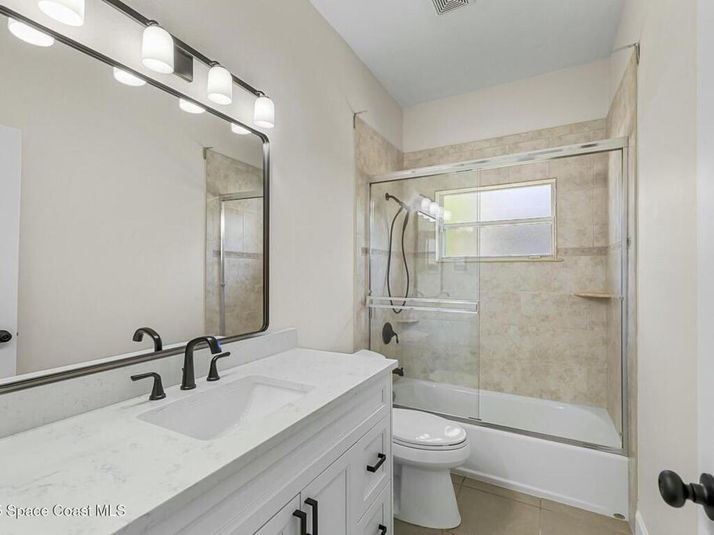 229 E Melbourne Avenue, Melbourne, FL 32901