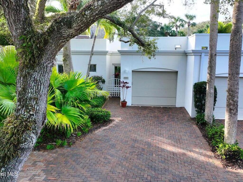 8367 Baytree Drive, Vero Beach, FL 32963