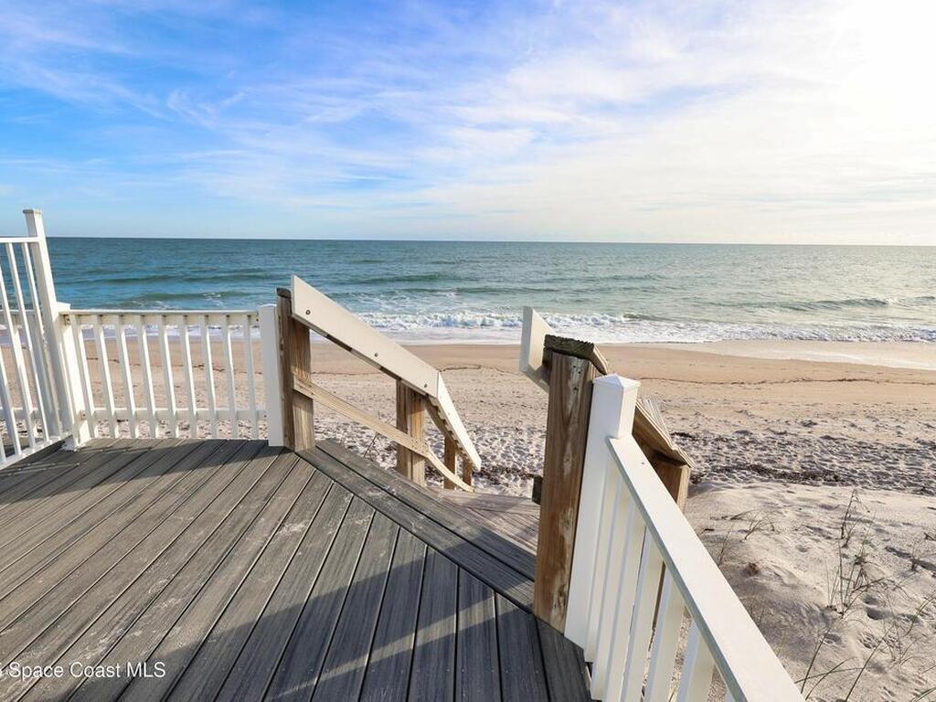 8367 Baytree Drive, Vero Beach, FL 32963