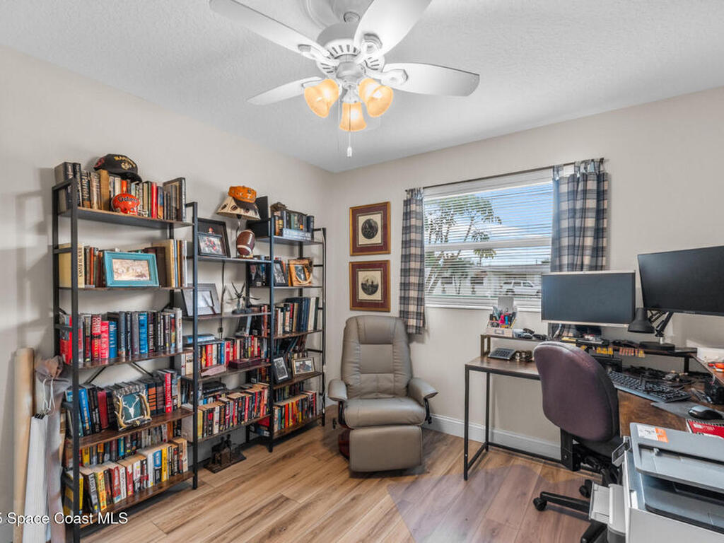 940 Waikiki Drive, Merritt Island, FL 32953