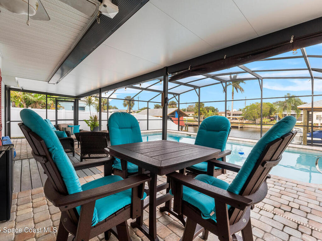 940 Waikiki Drive, Merritt Island, FL 32953