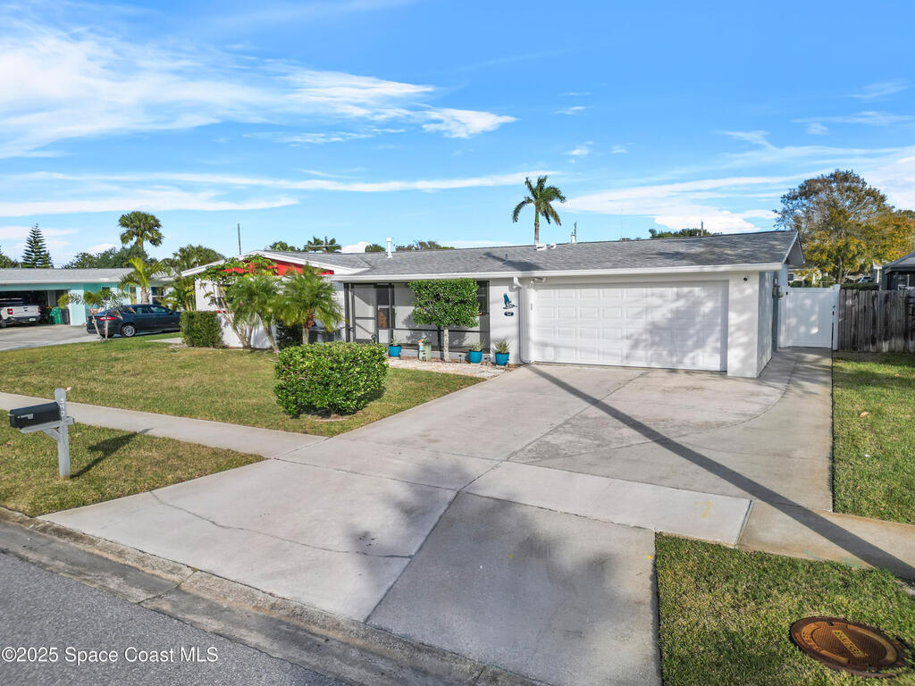 940 Waikiki Drive, Merritt Island, FL 32953