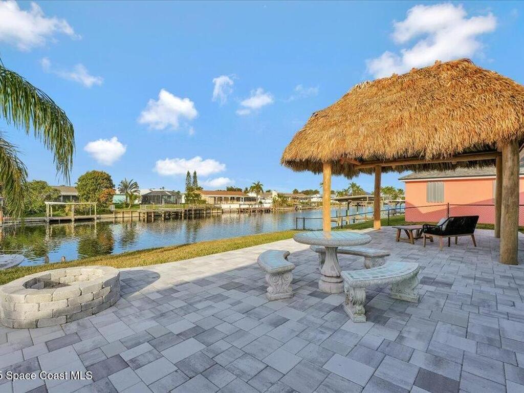 410 Carrioca Court, Merritt Island, FL 32953