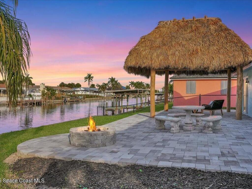 410 Carrioca Court, Merritt Island, FL 32953