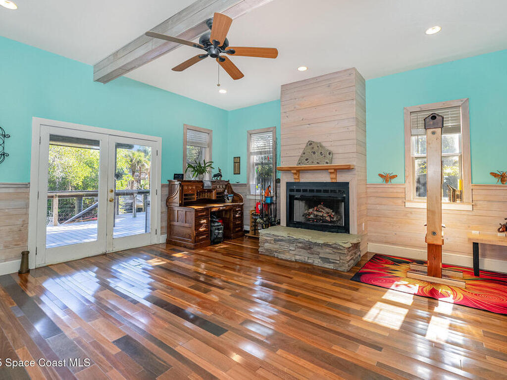 48 Vip Island, Grant, FL 32949