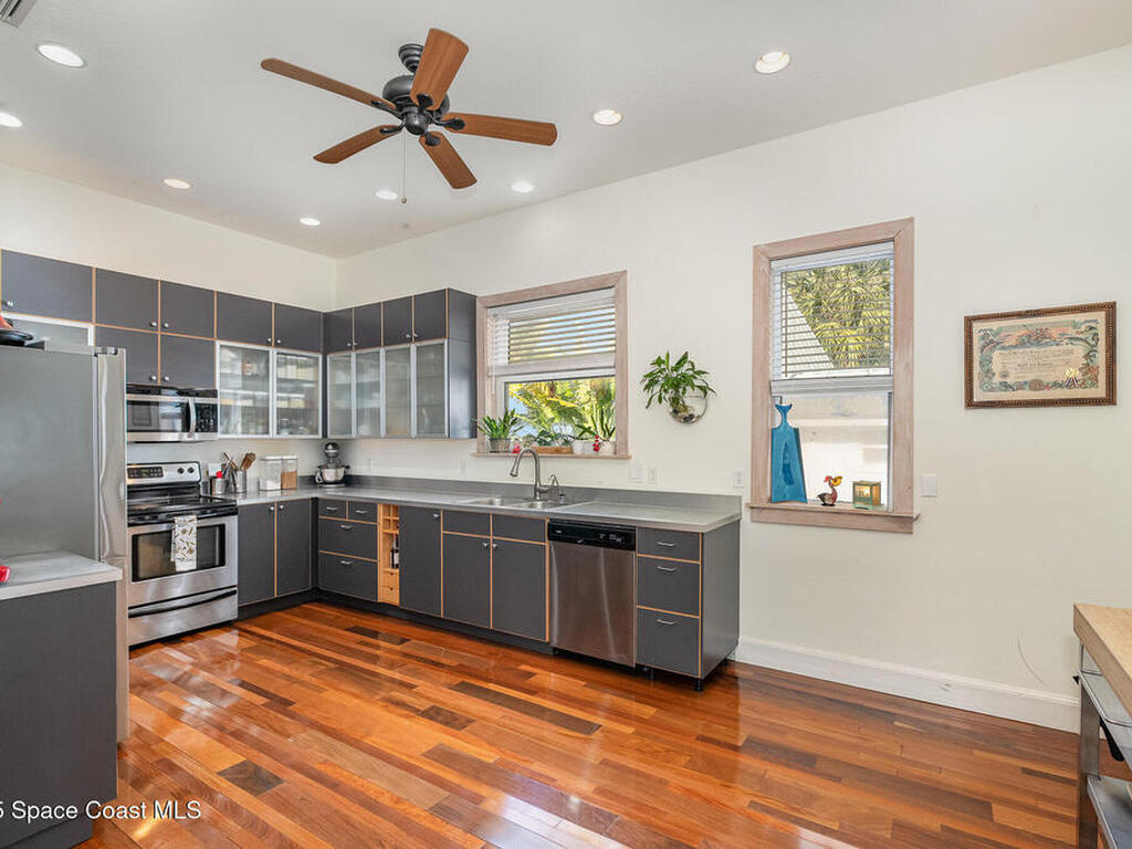 48 Vip Island, Grant, FL 32949