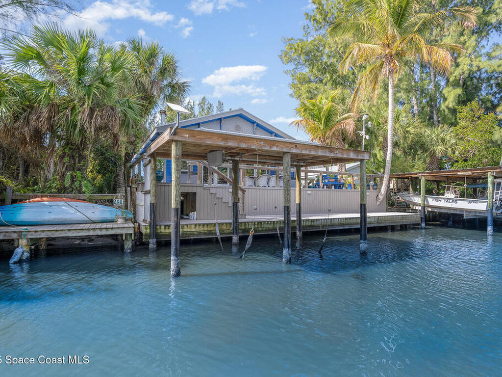 48 Vip Island, Grant, FL 32949