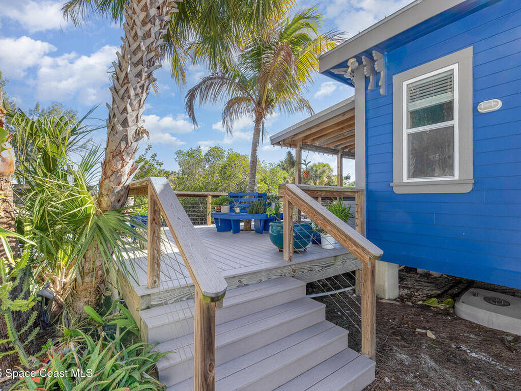 48 Vip Island, Grant, FL 32949