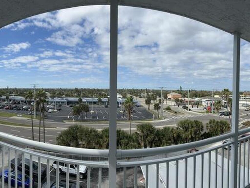 205 Jimmy Buffett Mem Highway, Satellite Beach, FL 32937