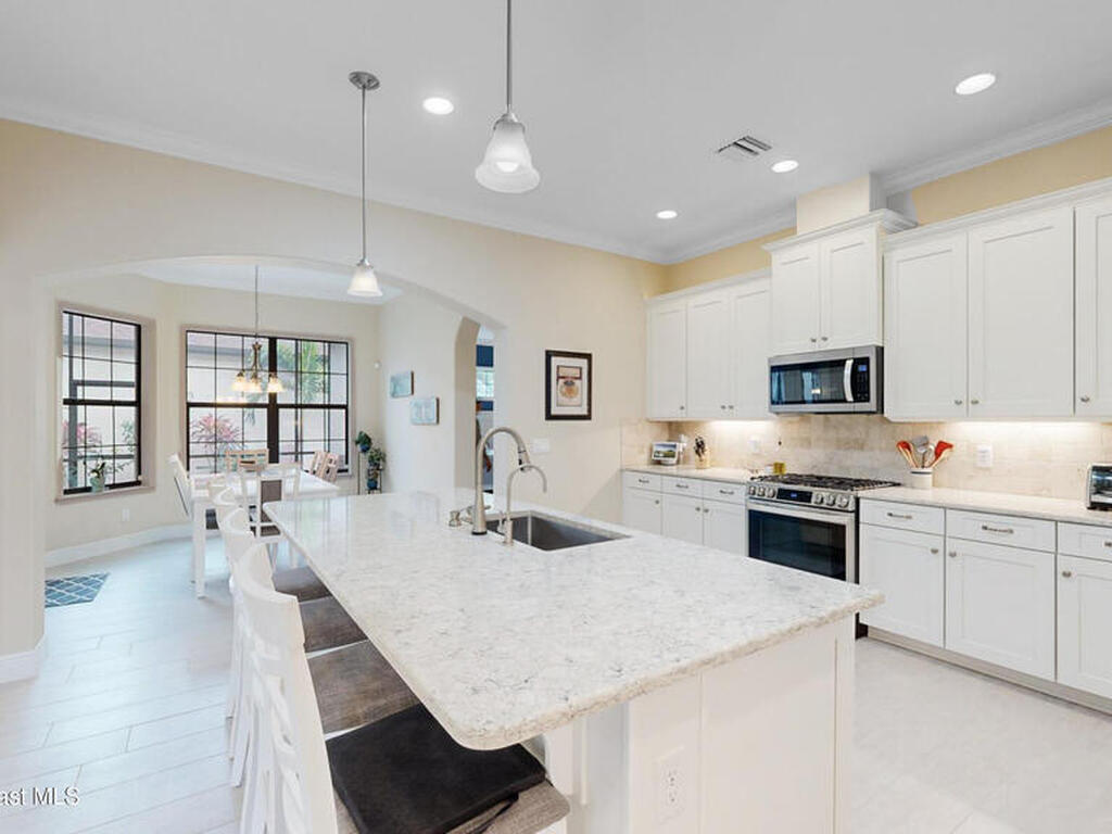 7102 Mercado Lane, Melbourne, FL 32940