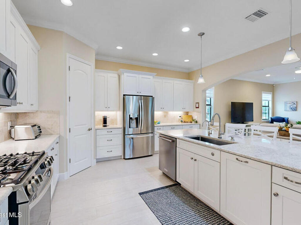 7102 Mercado Lane, Melbourne, FL 32940