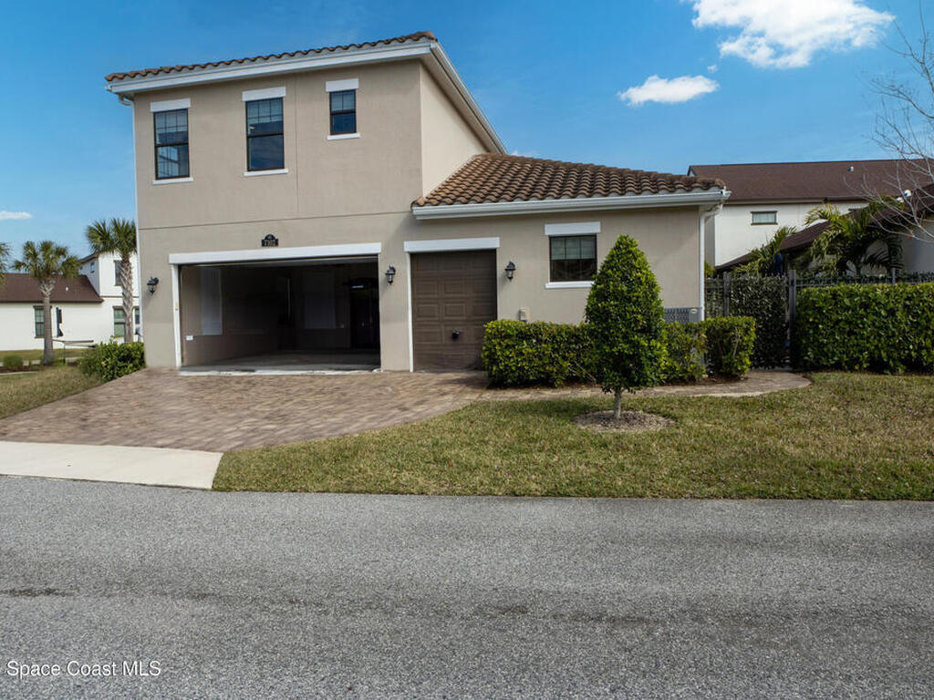 7102 Mercado Lane, Melbourne, FL 32940