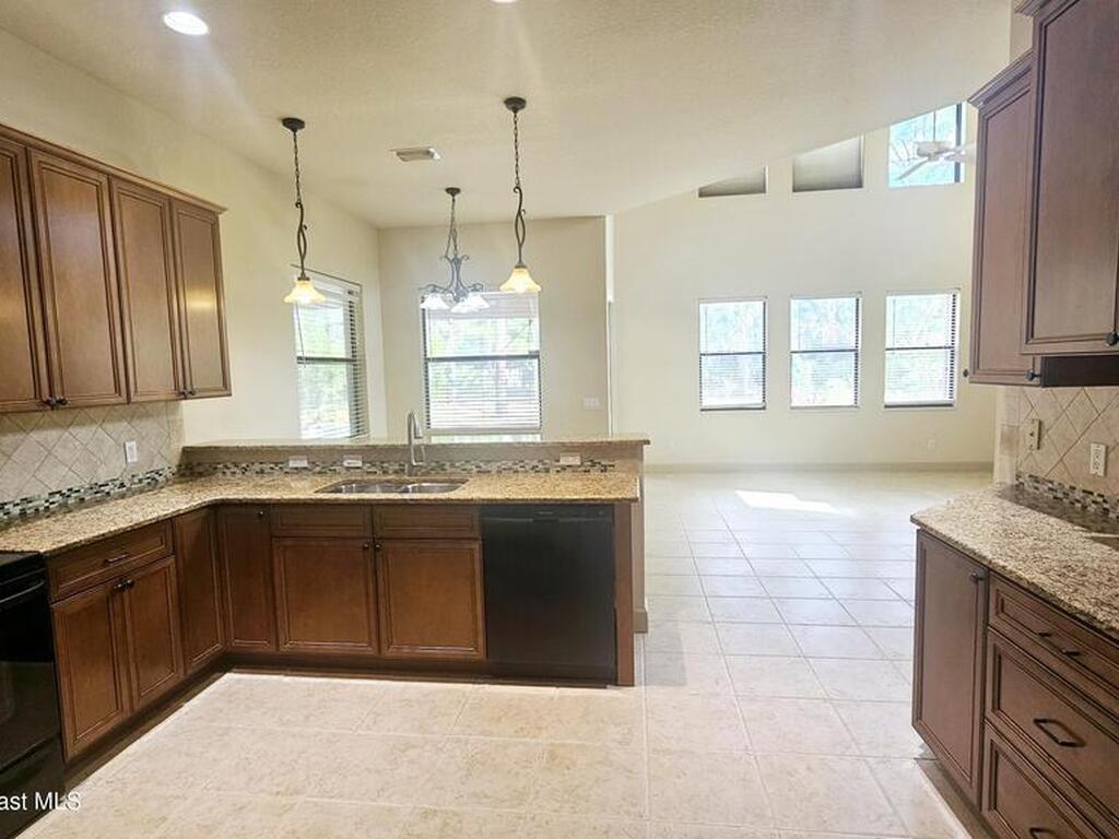 1876 Winding Ridge Circle, Palm Bay, FL 32909