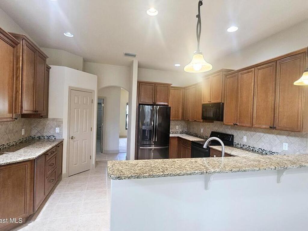 1876 Winding Ridge Circle, Palm Bay, FL 32909
