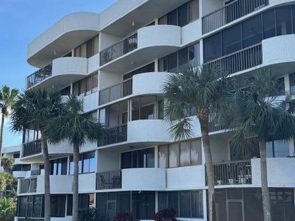 300 Columbia Drive, Cape Canaveral, FL 32920