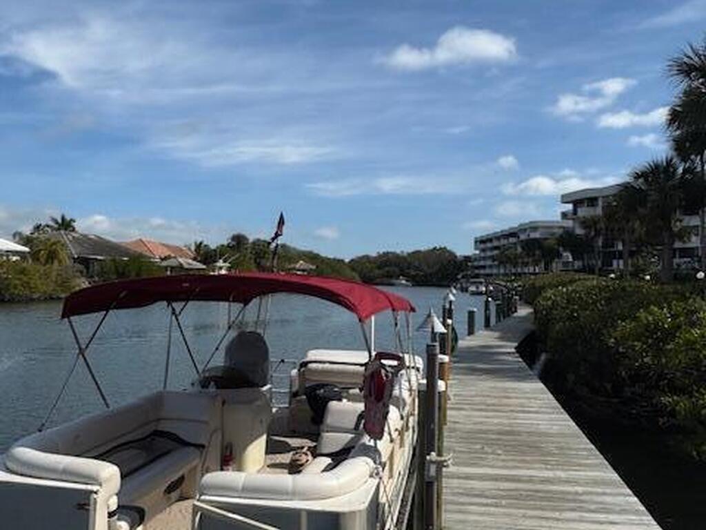300 Columbia Drive, Cape Canaveral, FL 32920