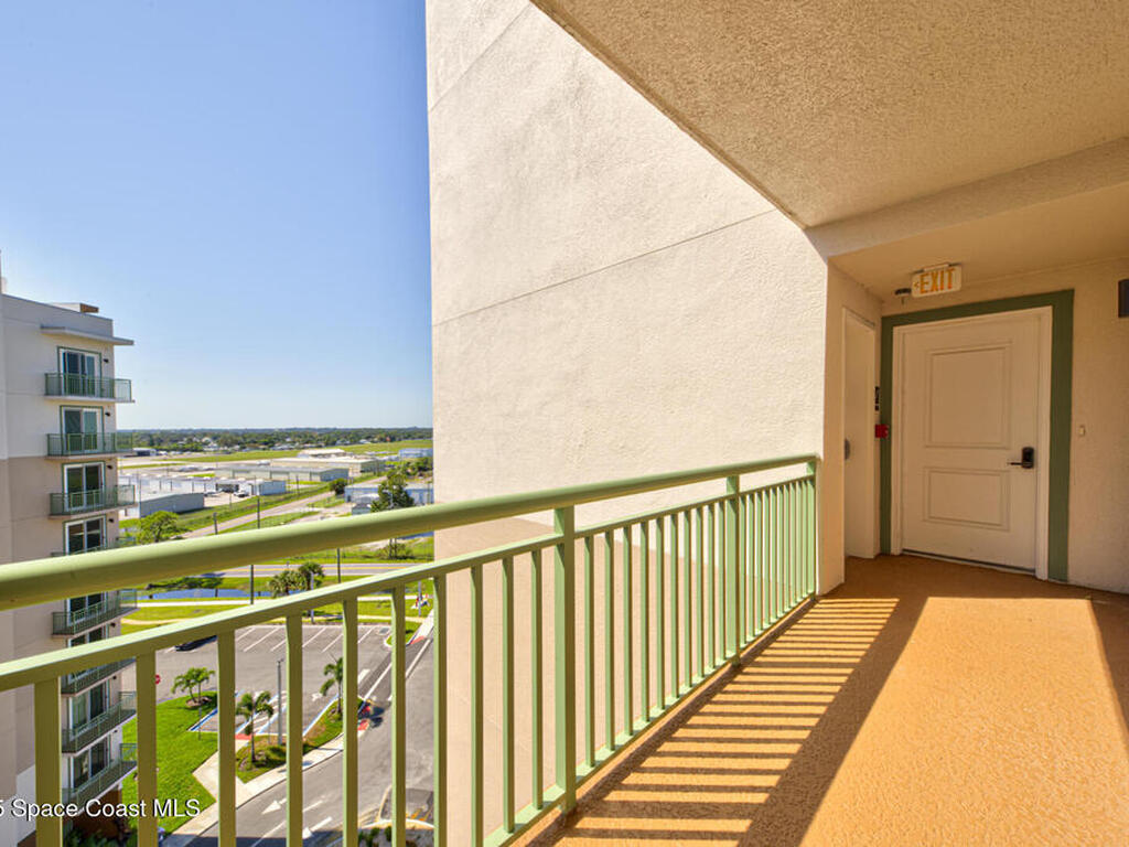 735 Pilot Lane, Merritt Island, FL 32952