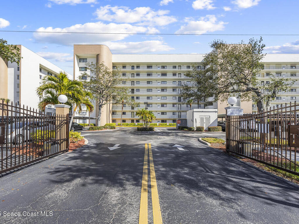 300 S Sykes Creek Parkway, Merritt Island, FL 32952
