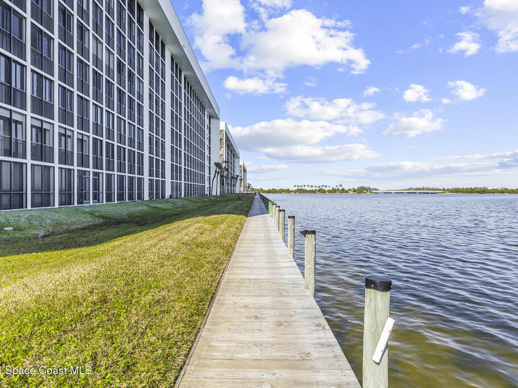 300 S Sykes Creek Parkway, Merritt Island, FL 32952