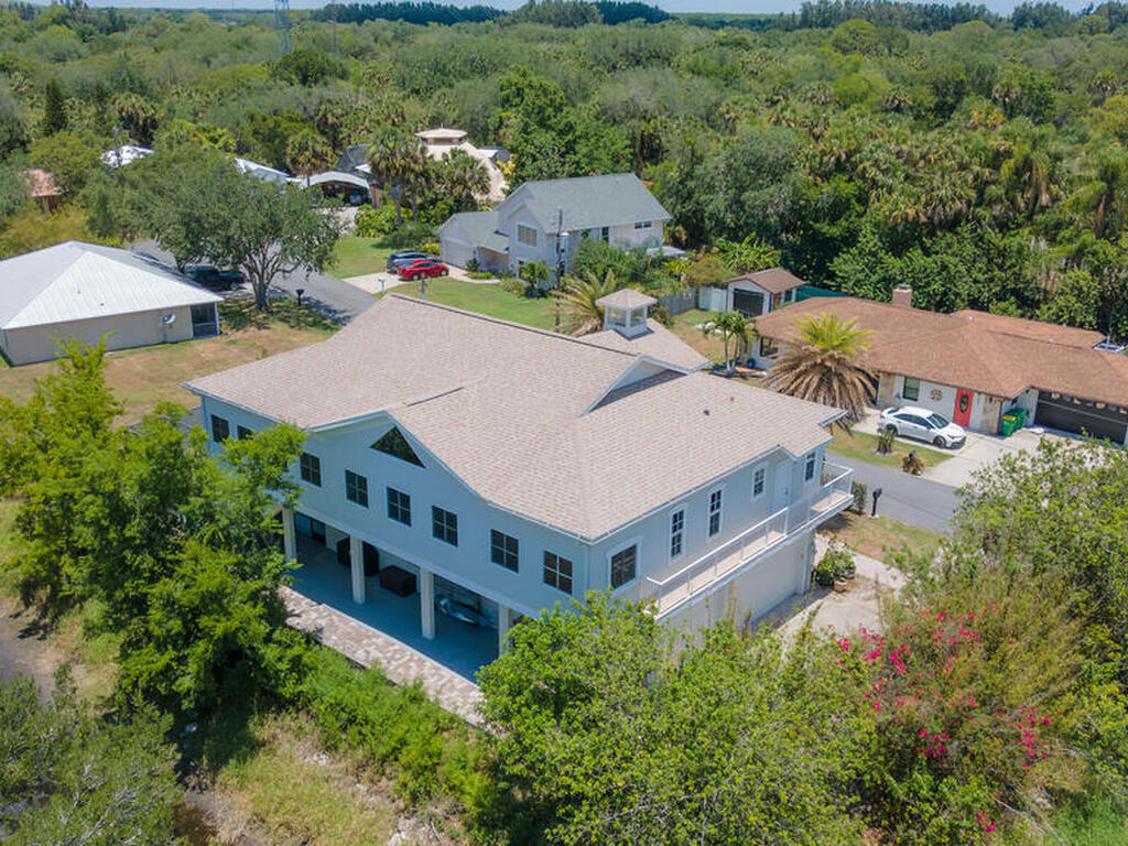 585 Amber Lane, Cocoa, FL 32926