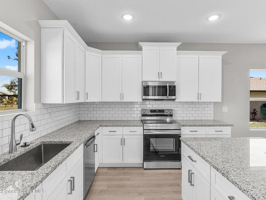 514 Santiguay Street, Punta Gorda, FL 33983