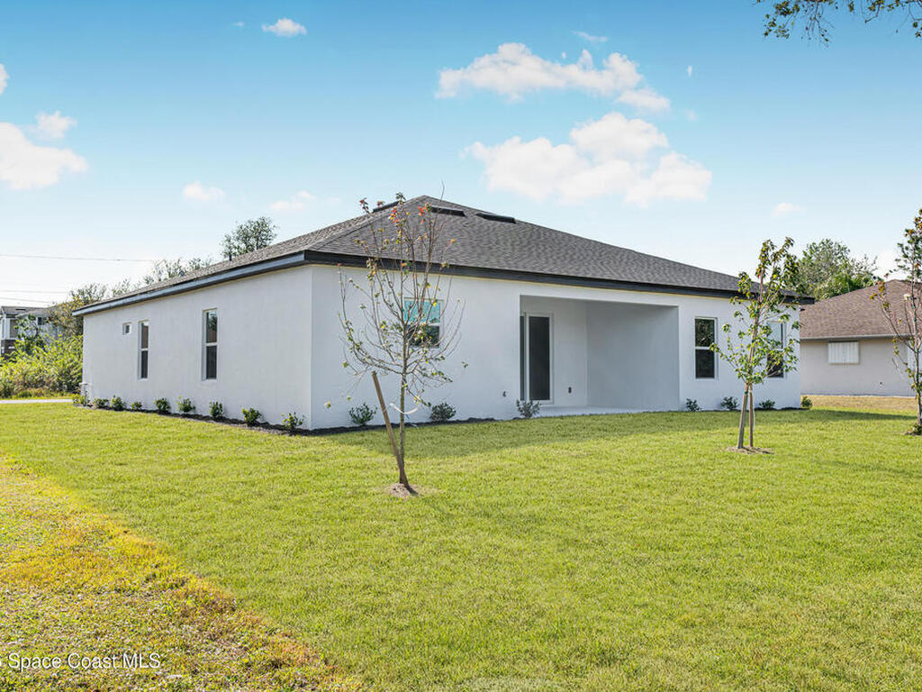 514 Santiguay Street, Punta Gorda, FL 33983