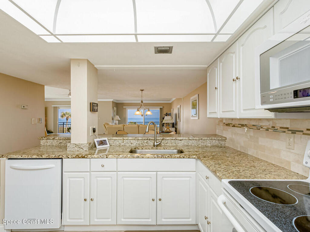 3060 N Atlantic Avenue, Cocoa Beach, FL 32931