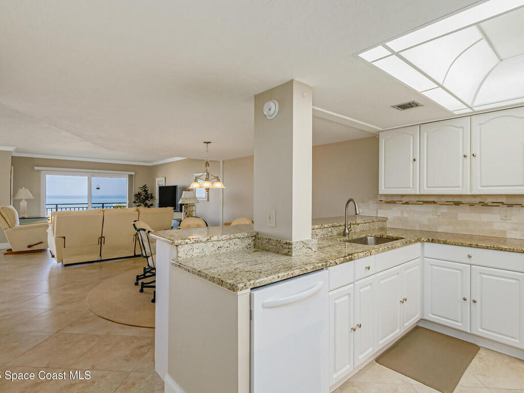 3060 N Atlantic Avenue, Cocoa Beach, FL 32931