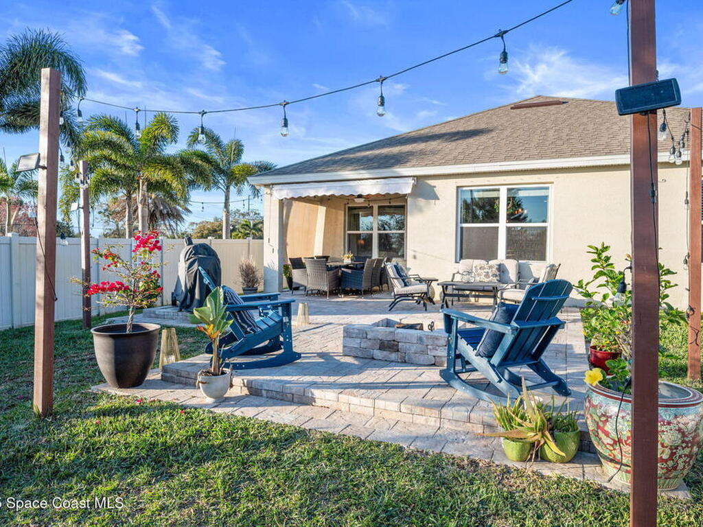 2743 Amber Court, Melbourne, FL 32935