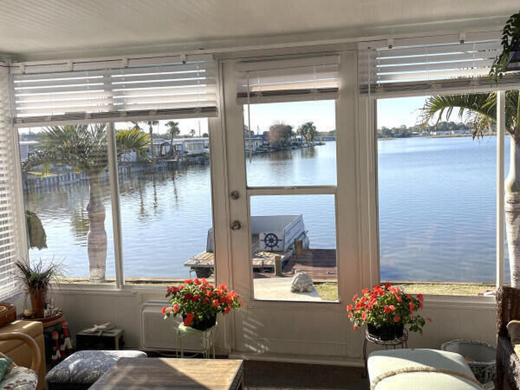 105 Rosewood Drive, Cocoa, FL 32926