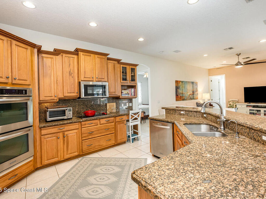 1046 Wild Flower Drive, Melbourne, FL 32940