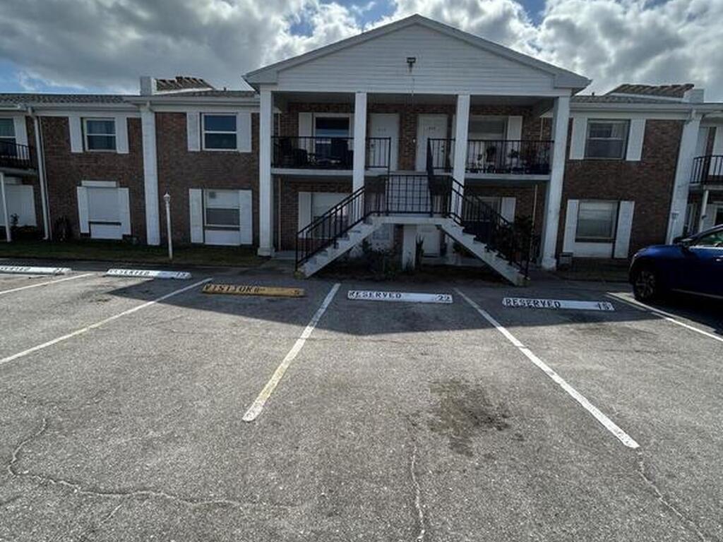 190 E Olmstead Drive, Titusville, FL 32780