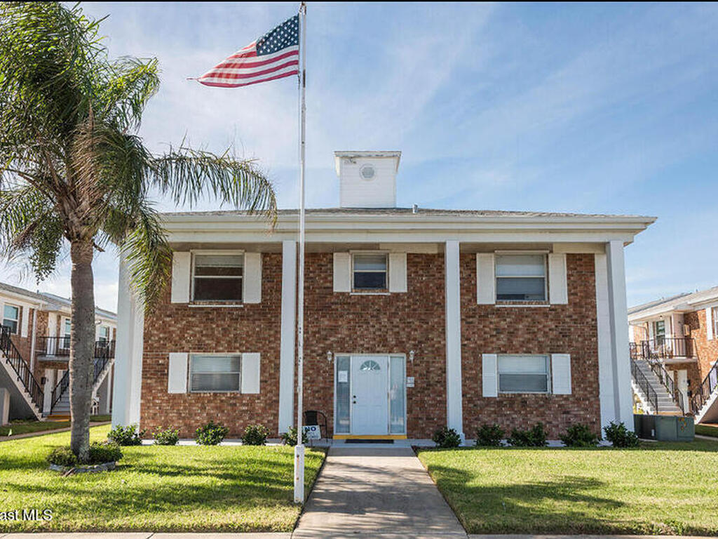 190 E Olmstead Drive, Titusville, FL 32780