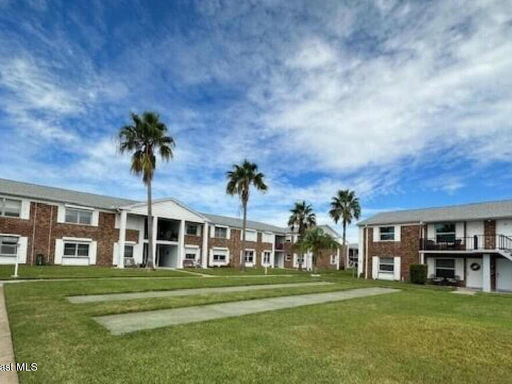 190 E Olmstead Drive, Titusville, FL 32780