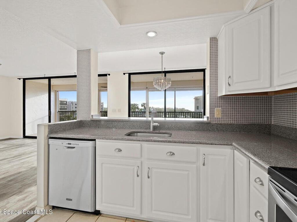 5805 N Banana River Boulevard, Cape Canaveral, FL 32920