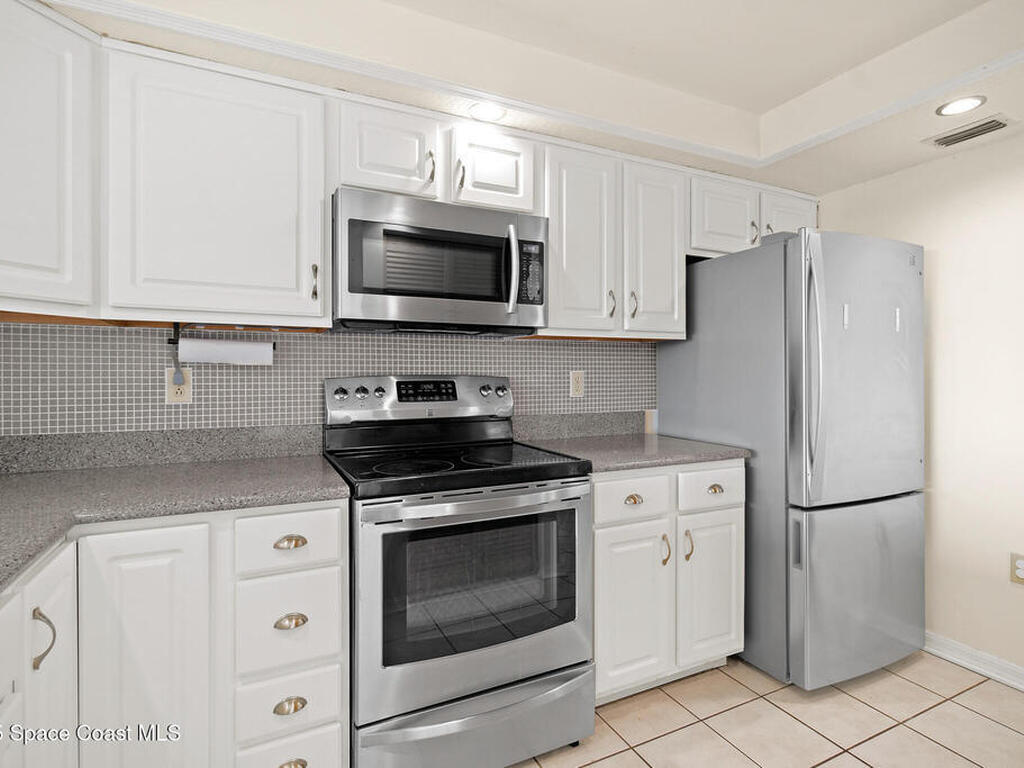 5805 N Banana River Boulevard, Cape Canaveral, FL 32920
