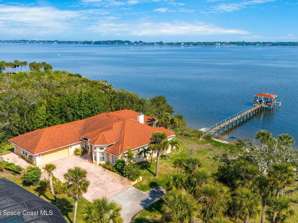 2711 Suzie Lane, Melbourne, FL 32940