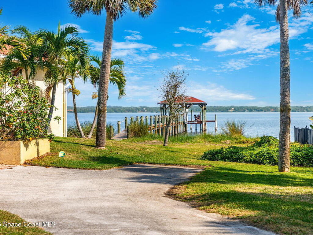 2711 Suzie Lane, Melbourne, FL 32940