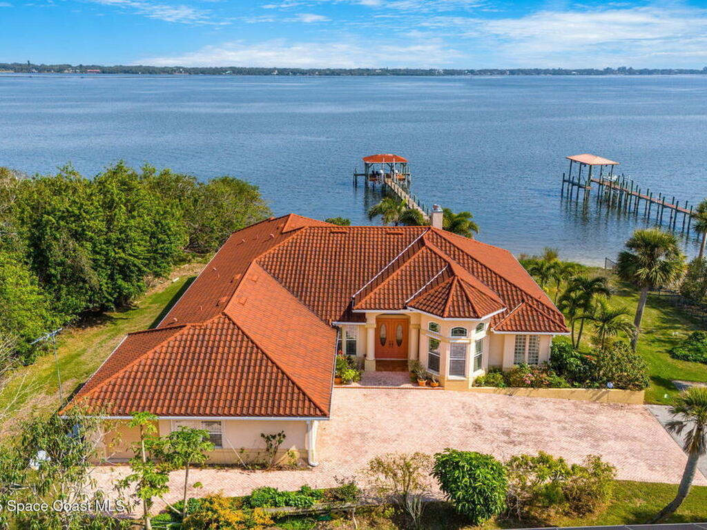 2711 Suzie Lane, Melbourne, FL 32940
