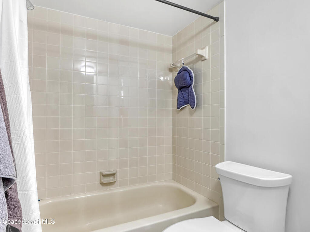 240 Hammock Shore Drive, Melbourne Beach, FL 32951